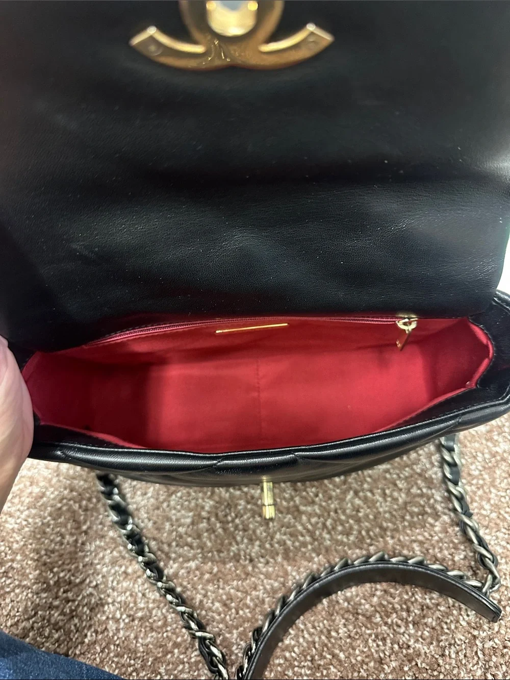 Chanel 19 small goatskin